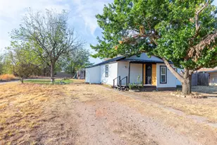 909 Lane Ave, Abilene, TX 79601 - Photo 3
