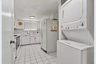 100 Harbor Drive #104, Runaway Bay, TX 76426 - Photo 13