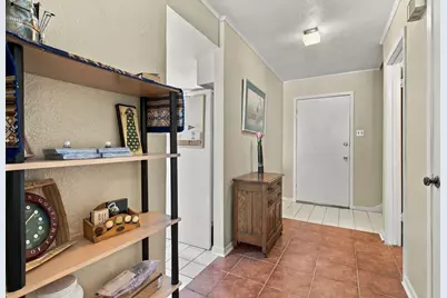 100 Harbor Drive #104, Runaway Bay, TX 76426 - Photo 5