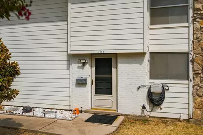 100 Harbor Drive #104, Runaway Bay, TX 76426 - Photo 3