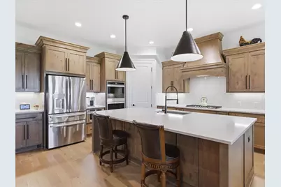 317 Kenyon Court, Granbury, TX 76049 - Photo 11
