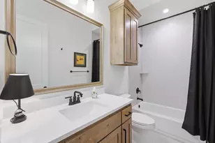 317 Kenyon Ct, Granbury, TX 76049 - Photo 27