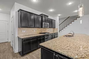 1929 Brahorn Ln, Fort Worth, TX 76131 - Photo 11