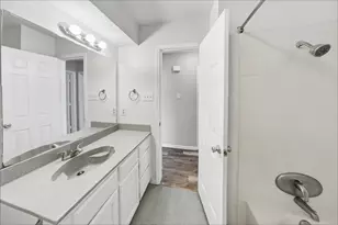7806 Laver Ct, Fort Worth, TX 76112 - Photo 19