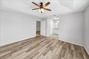 7806 Laver Ct, Fort Worth, TX 76112 - Photo 11
