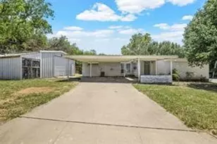 811 N Grant Dr, Sherman, TX 75092 - Photo 1
