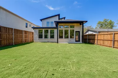 210 E Park Street, Little Elm, TX 75068 - Photo 31