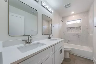 210 E Park Street, Little Elm, TX 75068 - Photo 25