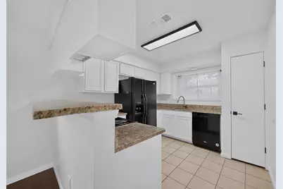 2039 Mallard Drive, Lewisville, TX 75077 - Photo 11