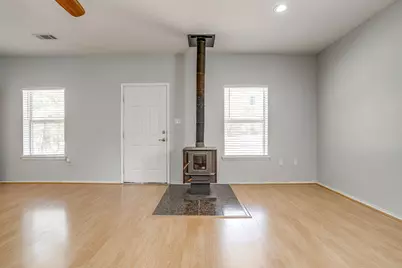 223 County Road 3471, Paradise, TX 76073 - Photo 9