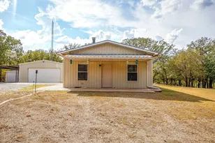 223 County Rd 3471, Paradise, TX 76073 - Photo 9