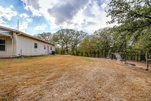 223 County Rd 3471, Paradise, TX 76073 - Photo 33