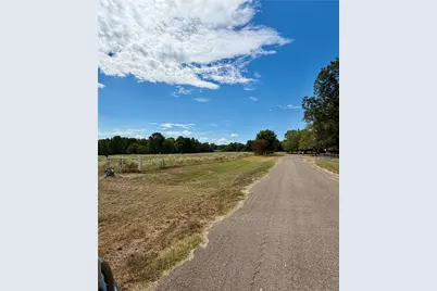 145 Lakeview Street, Avery, TX 75554 - Photo 3