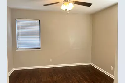 119 Nichols Street, Irving, TX 75060 - Photo 5