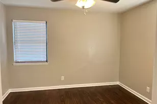 119 Nichols St, Irving, TX 75060 - Photo 5