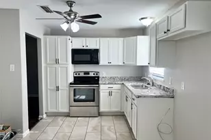 119 Nichols St, Irving, TX 75060 - Photo 1