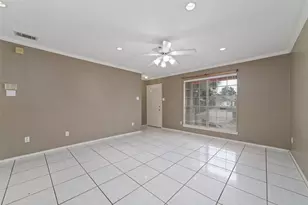 3306 Garrison Ct, Houston, TX 77014 - Photo 9