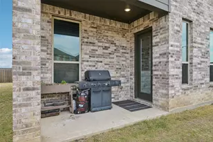 2923 Grand Lookout Ln, Arlington, TX 76001 - Photo 37
