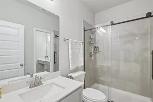 2923 Grand Lookout Ln, Arlington, TX 76001 - Photo 29
