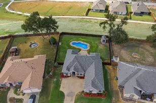 810 Woodcrest Dr, Ennis, TX 75119 - Photo 31