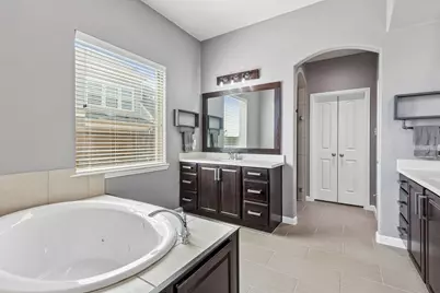 2627 Cotillion Drive, Sachse, TX 75048 - Photo 17