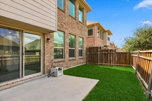 2737 Splendor Dr, Little Elm, TX 75068 - Photo 37