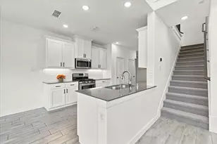 2737 Splendor Dr, Little Elm, TX 75068 - Photo 9