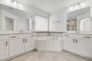 2737 Splendor Dr, Little Elm, TX 75068 - Photo 29