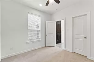 2737 Splendor Dr, Little Elm, TX 75068 - Photo 19