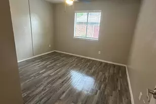 1122 Millview Dr, Arlington, TX 76012 - Photo 3
