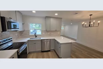 1607 Laura Road, River Oaks, TX 76114 - Photo 3
