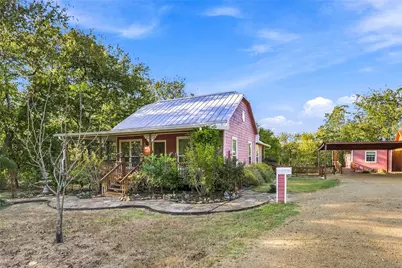 207 Commerce Street, Cumby, TX 75433 - Photo 3