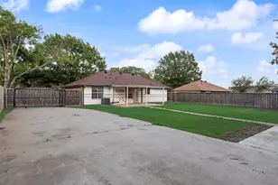 203 Creekstone Ct, Seagoville, TX 75159 - Photo 19