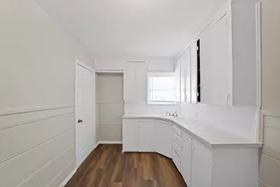 2305 8th Avenue, Fort Worth, TX 76110 - Photo 17