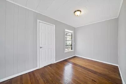 2305 8th Avenue, Fort Worth, TX 76110 - Photo 9
