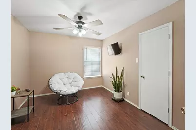 4702 Grovetree Lane, Garland, TX 75043 - Photo 11