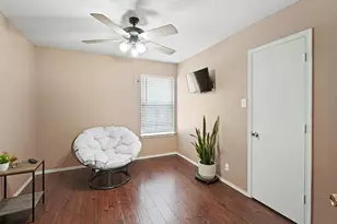 4702 Grovetree Ln, Garland, TX 75043 - Photo 11