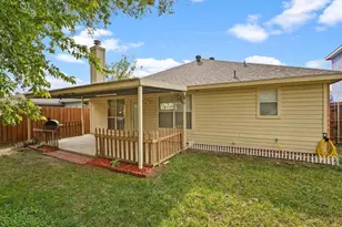 4702 Grovetree Ln, Garland, TX 75043 - Photo 5