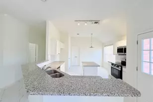 7960 Salmon Run Way, Fort Worth, TX 76137 - Photo 13