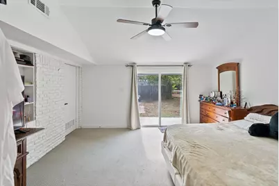 10 Beverly Court, Bedford, TX 76022 - Photo 17
