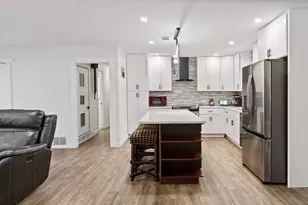 10 Beverly Ct, Bedford, TX 76022 - Photo 13