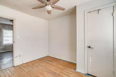 3318 Devalcourt Avenue, Forest Hill, TX 76119 - Photo 19