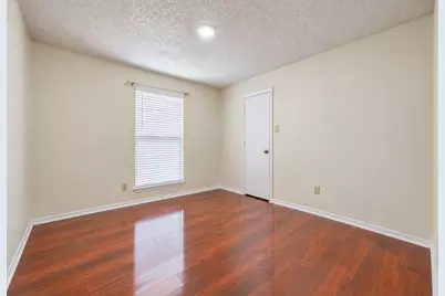 718 Southridge Court, Grand Prairie, TX 75052 - Photo 15