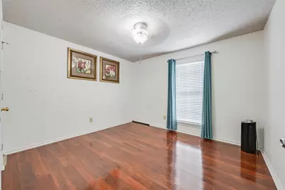 718 Southridge Court, Grand Prairie, TX 75052 - Photo 13