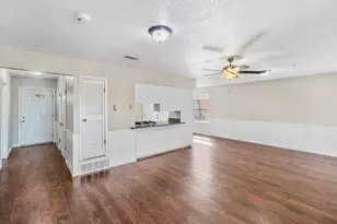 3241 Oak Timber Dr, Forest Hill, TX 76119 - Photo 3
