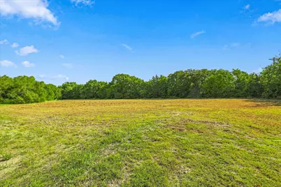 5329 Fm-121, Van Alstyne, TX 75495 - Photo 1