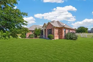 152 Savannah Dr, Weatherford, TX 76087 - Photo 3