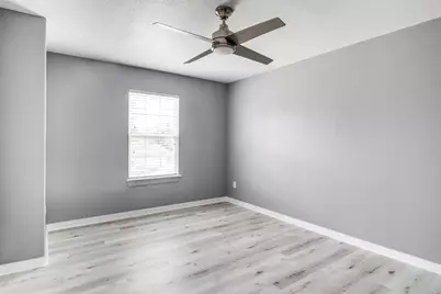3615 Pueblo Street, Dallas, TX 75212 - Photo 17