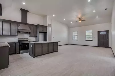 701 Lakeland Drive, West Tawakoni, TX 75474 - Photo 5