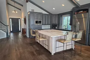 437 Sugartree Dr, Lipan, TX 76462 - Photo 5